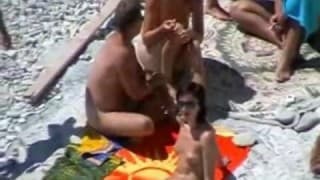 Casais vão foder na praia Casais vão foder na praia