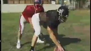 Uns desportistas a foder nos vestuários Uns desportistas a foder nos vestuários