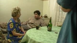 Este jovem adora as velhas