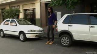 Leticia Freitas é uma transexual à proucura de sexo