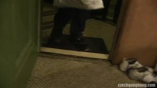 Amigas fodidas por 80 paus tesudos! Amigas fodidas por 80 paus tesudos!