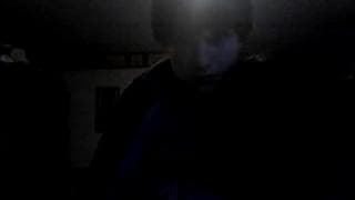 Uma cena de sexo amador em casa à noite Uma cena de sexo amador em casa à noite