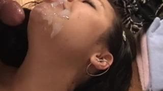 Jade é uma morena safada que fode com qualquer um