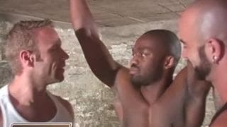 Festa da mangueira com Troy Punk, Derek Reynolds e Sam Swift