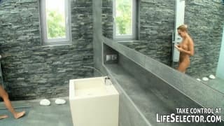 Assuma o controle sobre a bela Blue Angel