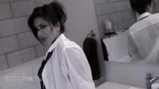 Sunny Leone é boa e gostosa !