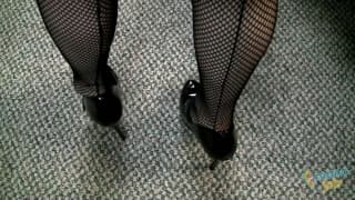 Uma ejaculação facial para Kiki Daire Uma ejaculação facial para Kiki Daire