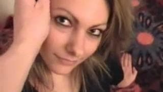 Uma menina gostosa que gosta muito de sexo Uma menina gostosa que gosta muito de sexo