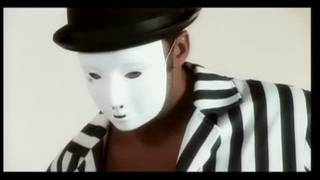 Keira Farrell tem um estilo de cabra