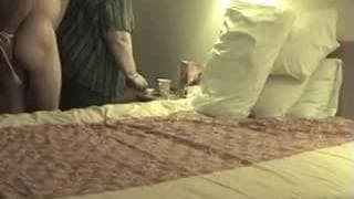 Este homem maduro ama BDSM com sua esposa Este homem maduro ama BDSM com sua esposa