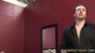 Lola Foxx a fazer sexo com amigo