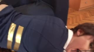 Lara Latex encontra-se com a namorada