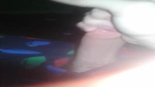 Um cara gay que bate uma boa punheta