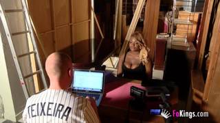 Uma buceta preenchida de esperma Uma buceta preenchida de esperma