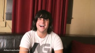 Aaron Cellar está feliz por se masturbar!