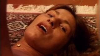 Dois belos pénis para esta ruiva !