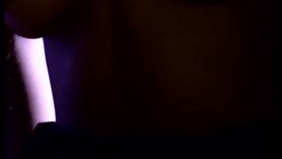 Bettina fica toda tesuda á noite