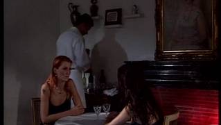 Kate More e Nicol num trio sexual