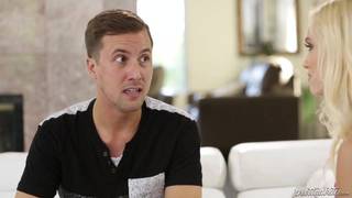 Alex Grey desfruta da rola de seu homem! Alex Grey desfruta da rola de seu homem!