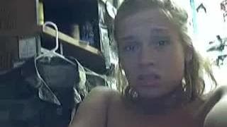 Esta loira quente gosta de foder sua boceta Esta loira quente gosta de foder sua boceta