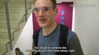 Czech hunter caçou viadinho no shopping Czech hunter caçou viadinho no shopping