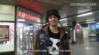 Garotão fez o que precisava pra ganhar dinheiro Garotão fez o que precisava pra ganhar dinheiro