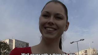 Esta mulher madura espera foder com estranho Esta mulher madura espera foder com estranho