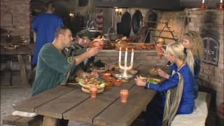 A piscina do prazer está cheia de pessoas