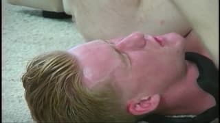 Dois marinheiros vão deixar Wendy animada Dois marinheiros vão deixar Wendy animada