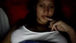 Ela não perde seu tempo quando está no chat Ela não perde seu tempo quando está no chat