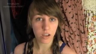 Puta quente que chupa o pau até a ejaculação