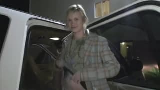 Elas ficam com tesão em topless no carro Elas ficam com tesão em topless no carro