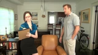 Victoria Voss mostra as suas habilidades do felátio perfeito Victoria Voss mostra as suas habilidades do felátio perfeito