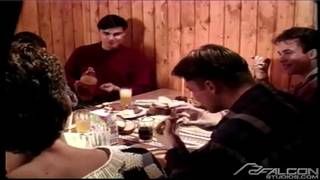 Eric Kovacnuma boa trepada com Roman Paulik