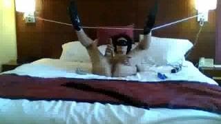 Um pouco de BDSM em casa com seu parceiro Um pouco de BDSM em casa com seu parceiro