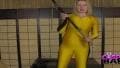 Cosplay pornô Masturbação de Kill Bill com seu brinquedo sexual
