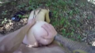 O cara a chicoteia antes de transar com ela O cara a chicoteia antes de transar com ela