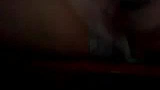 Ele planeja afundar o vibrador bem fundo Ele planeja afundar o vibrador bem fundo