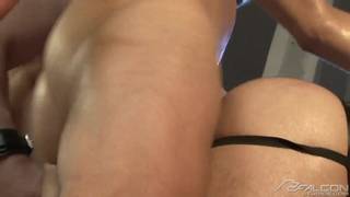 Derrek Diamond fodendo com seus amigos Derrek Diamond fodendo com seus amigos