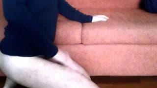 Que surpresa o que o cara traz por baixo