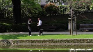 Eles a sequestram para fazer sexo gostoso