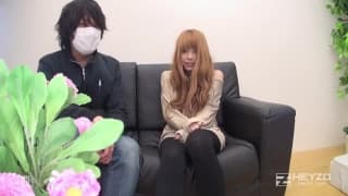 Loira asiática fodida por um homem mascarado! Loira asiática fodida por um homem mascarado!