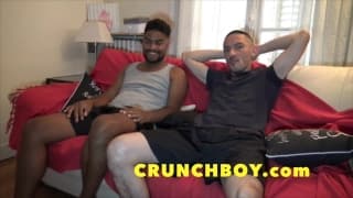 Fabuloso interracial entre dois amigos gays Fabuloso interracial entre dois amigos gays