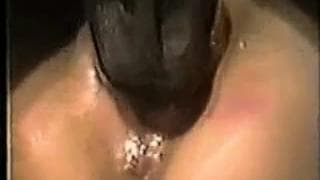 Madura em uma cena interracial vintage Madura em uma cena interracial vintage