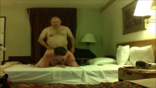 Dois caras gordos fazendo anal gostoso Dois caras gordos fazendo anal gostoso