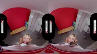 Na realidade virtual, Lola Bunny chupa um pau e é fodida assim