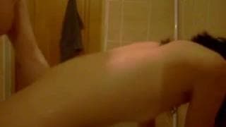 Ele aquece sua vagina, fode ela no anal e goza em sua boca Ele aquece sua vagina, fode ela no anal e goza em sua boca