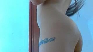 Transexual latina se masturbando com a câmera em close! Transexual latina se masturbando com a câmera em close!