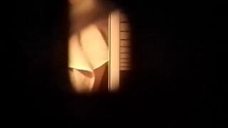 Espiando esta cona peluda no chuveiro Espiando esta cona peluda no chuveiro