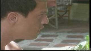 Um quarteto de homossexuais transando ao ar livre